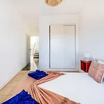 Villa Maria, 3bd&pool&garden&bbq *