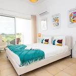 Maria, 3bd&pool&garden&bbq