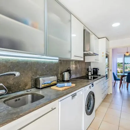 Maria, 3bd&pool&garden&bbq Villa *