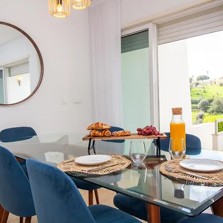 Maria, 3bd & Pool & Garden & Bbq