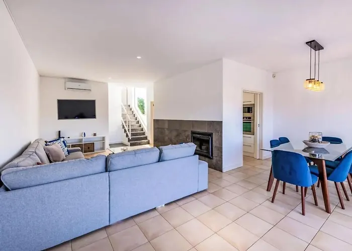 Villa Maria, 3bd & Pool & Garden & Bbq Albufeira
