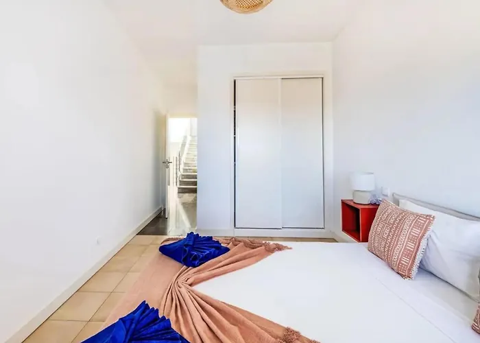 Vila Maria, 3bd & Pool & Garden & Bbq *