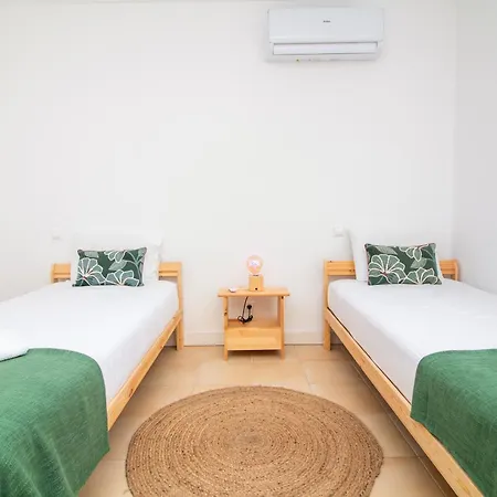 Villa Maria, 3bd & Pool & Garden & Bbq Albufeira