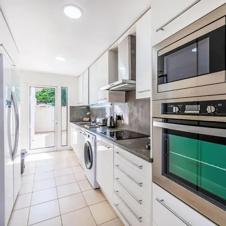 Maria, 3bd&pool&garden&bbq