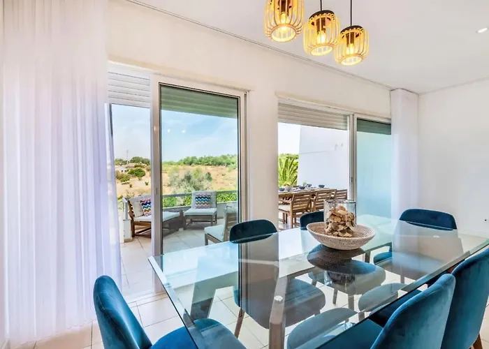 Maria, 3bd & Pool & Garden & Bbq Αλμπουφέιρα