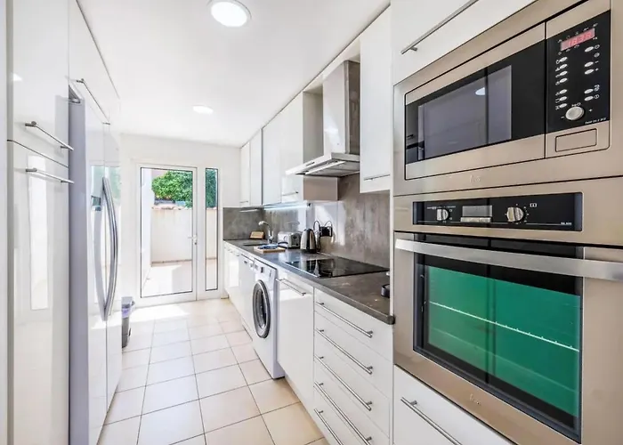 Maria, 3bd & Pool & Garden & Bbq